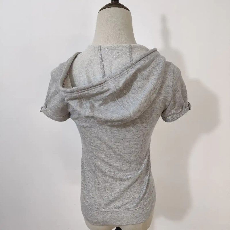 Burberry Burberry Gray Cotton Women's T-Shirt for Summer Size M / US 6-8 / IT 42-44 - 5 Thumbnail