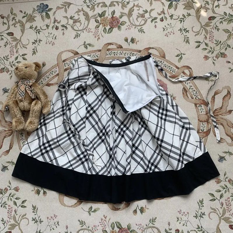 Burberry Burberry White Cotton Plaid Skirt Size 24" / US 00 / IT 34 - 3 Thumbnail