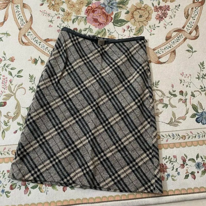 Burberry Burberry Gray Wool-Blend Plaid Midi Skirt Size 23" - 2 Thumbnail