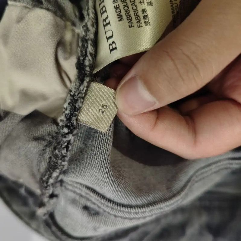 Burberry Burberry Women's Gray Denim Jeans Size S Size 26" / US 2 / IT 38 - 5 Thumbnail
