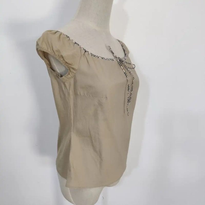 Burberry Burberry Summer Beige Cotton T-Shirt Size M / US 6-8 / IT 42-44 - 3 Thumbnail