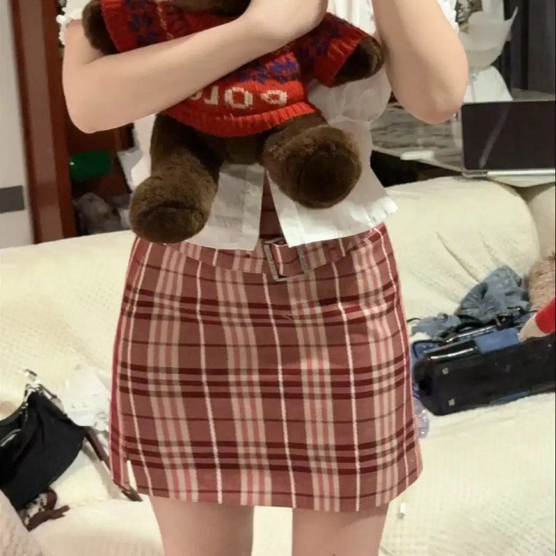 Burberry Burberry Pink Plaid Mini Skirt for Women Size 23" - 2 Thumbnail