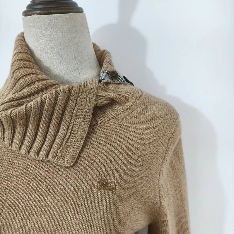 Burberry Burberry Winter Khaki Wool Pullover Sweater Size M / US 6-8 / IT 42-44 - 2 Thumbnail