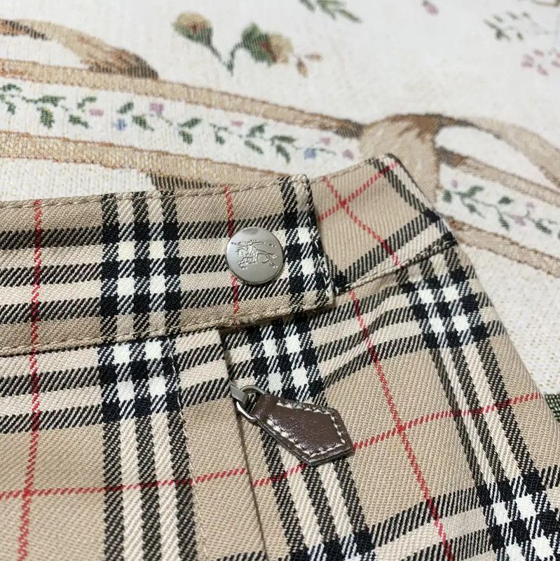 Burberry Burberry Women's Khaki Check Wool Skirt Size 23" - 2 Thumbnail