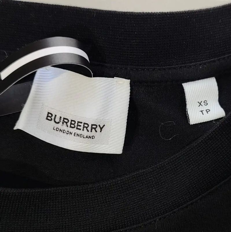 Burberry Burberry Black Cotton Women's T-Shirt Size XS / US 0-2 / IT 36-38 - 4 Thumbnail