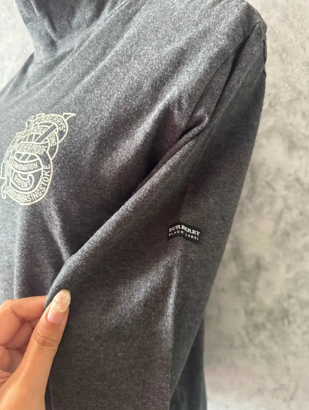 Burberry Burberry Long Sleeve Cotton T-Shirt in Dark Gray Size M / US 6-8 / IT 42-44 - 7 Thumbnail