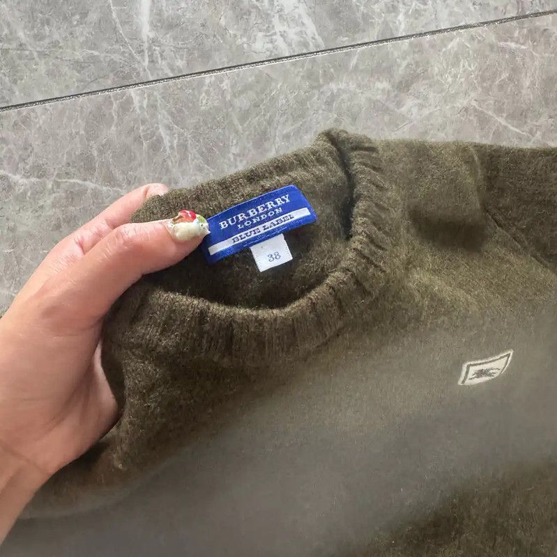 Burberry Burberry Green Wool Short Sleeve Top Size M / US 6-8 / IT 42-44 - 3 Thumbnail