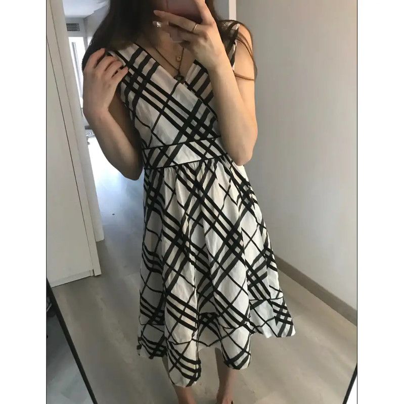 Burberry Burberry White Cotton Women's Dress Size M / US 6-8 / IT 42-44 - 4 Thumbnail