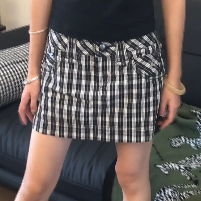 Burberry Burberry Black Cotton Check Mini Skirt Size 28" / US 6 / IT 42 - 6 Thumbnail