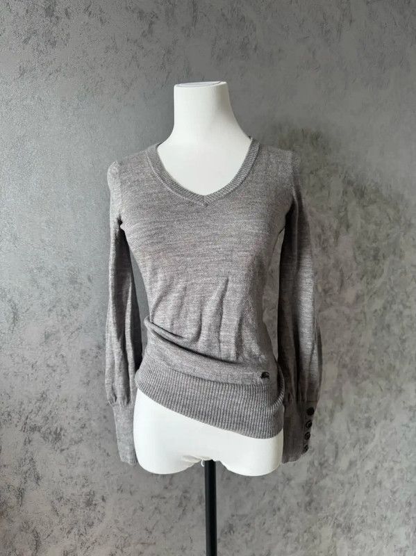 Burberry Gray Wool Long Sleeve Sweater