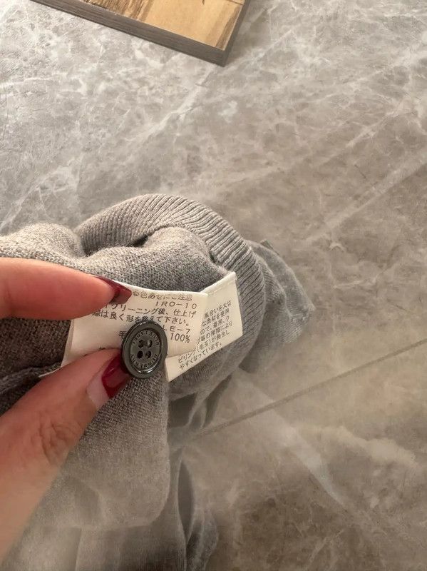 Burberry Gray Wool Long Sleeve Sweater