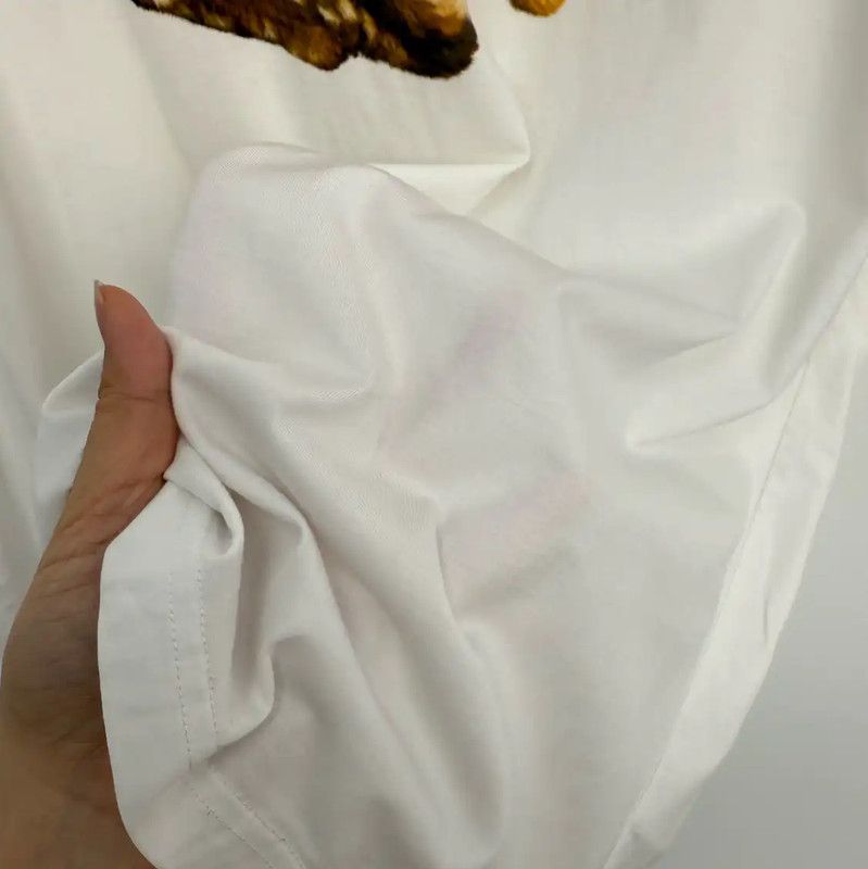 Burberry Burberry Summer White Cotton Graphic T-Shirt Size L / US 10 / IT 46 - 5 Thumbnail