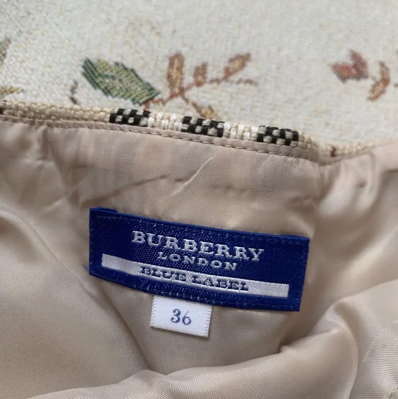 Burberry Burberry Women's Khaki Polyester Mini Skirt Size 23" - 3 Thumbnail