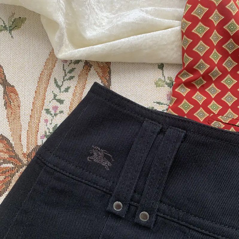 Burberry Burberry Pleated Black Cotton Mini Skirt Size 23" - 2 Thumbnail