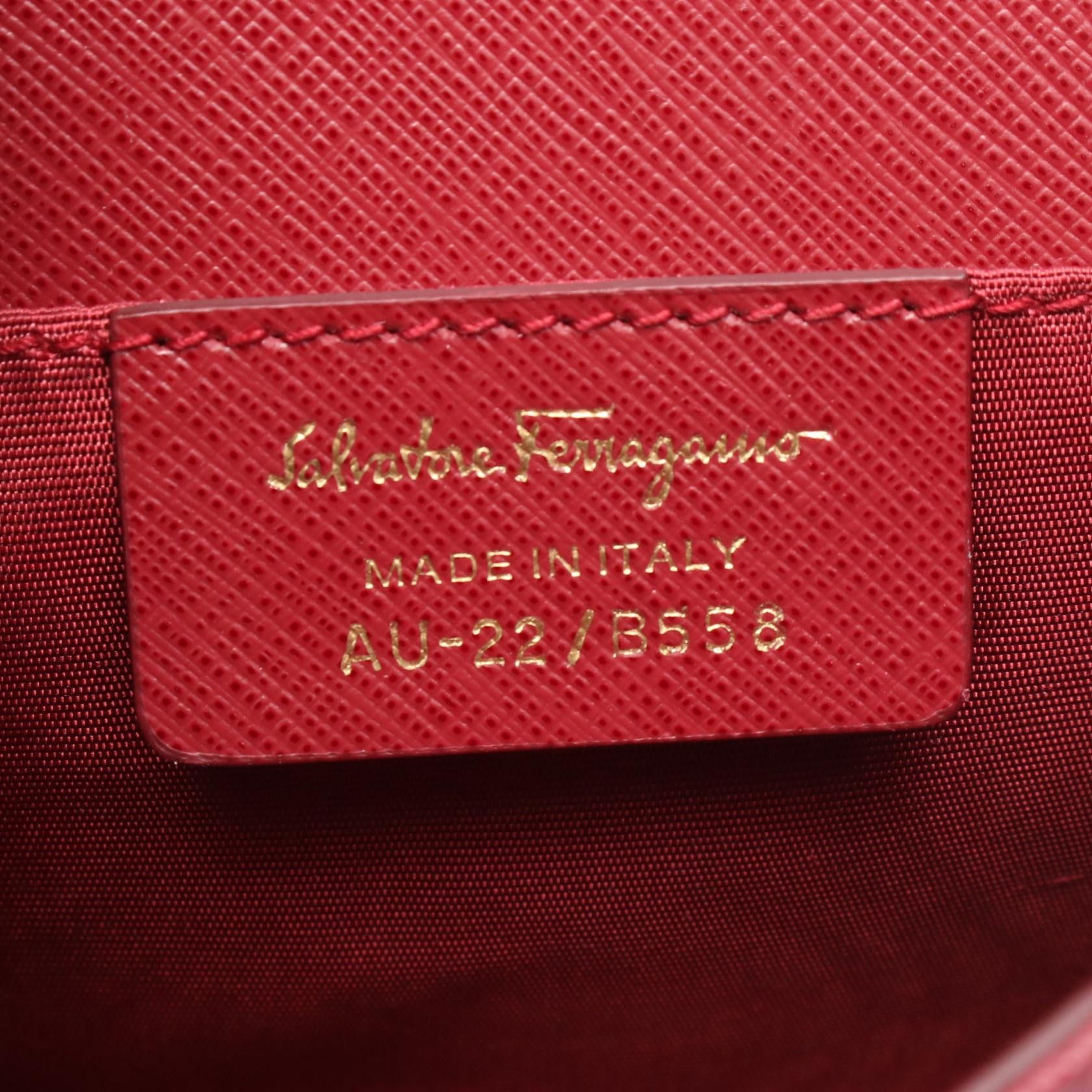 Salvatore Ferragamo Salvatore Ferragamo Salvatore Ferragamo Vara Ribbon Leather Shoulder Bag Leather Shoulder Bag DUTY FREE for USA Size ONE SIZE - 4 Thumbnail