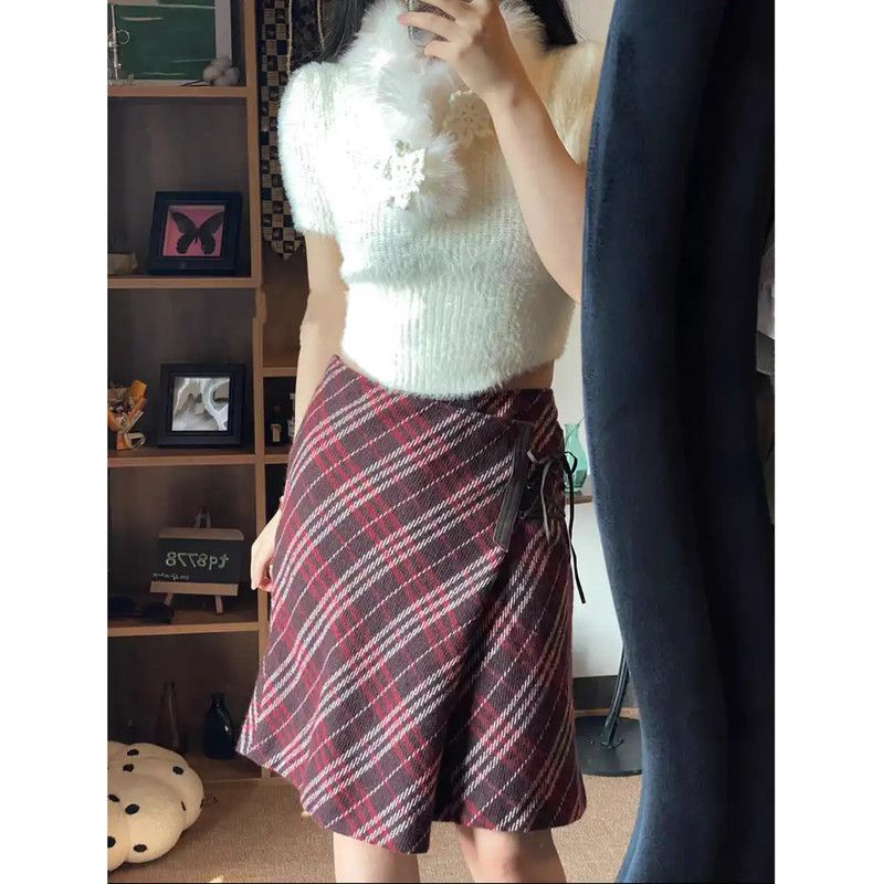 Burberry Burberry Women's Purple Wool Skirt Size 23" - 10 Thumbnail