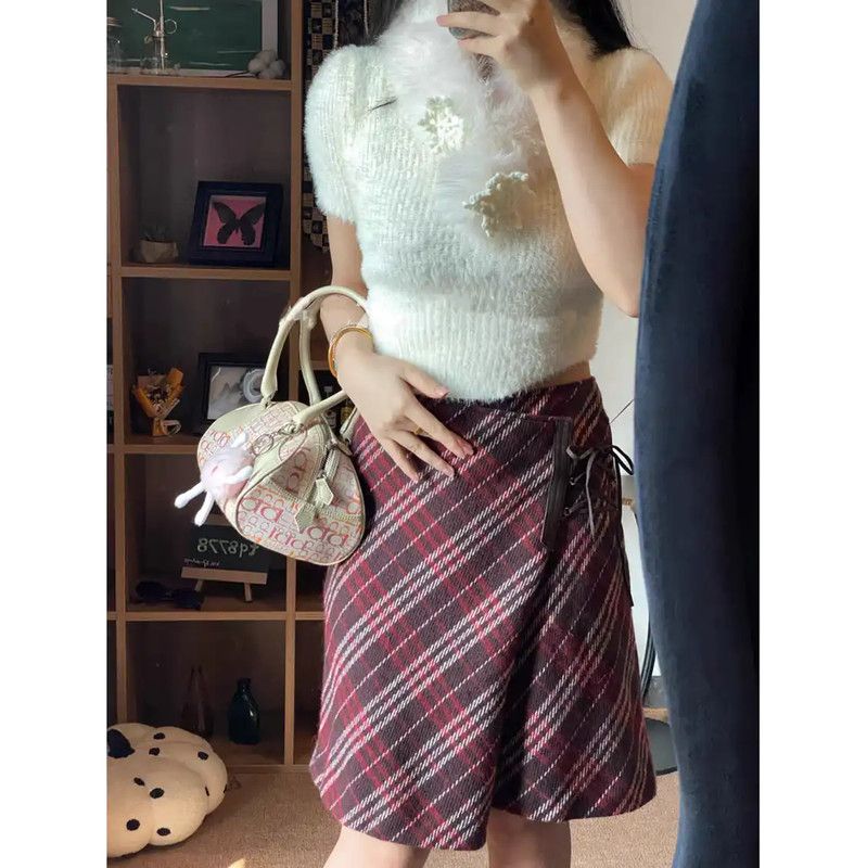 Burberry Burberry Women's Purple Wool Skirt Size 23" - 9 Thumbnail