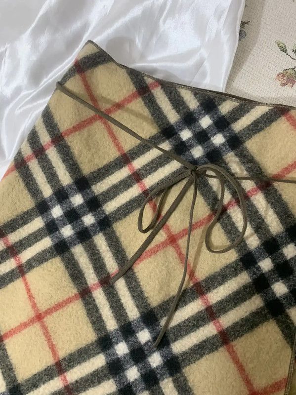 Burberry Burberry Beige Wool Check Midi Skirt Size 23" - 2 Thumbnail