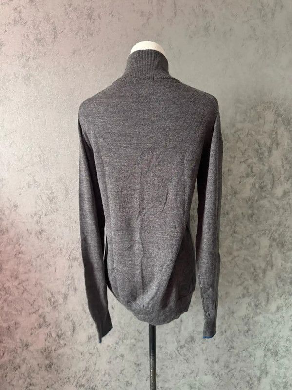 Burberry Burberry Gray Wool Long Sleeve Sweater Size M / US 6-8 / IT 42-44 - 5 Thumbnail