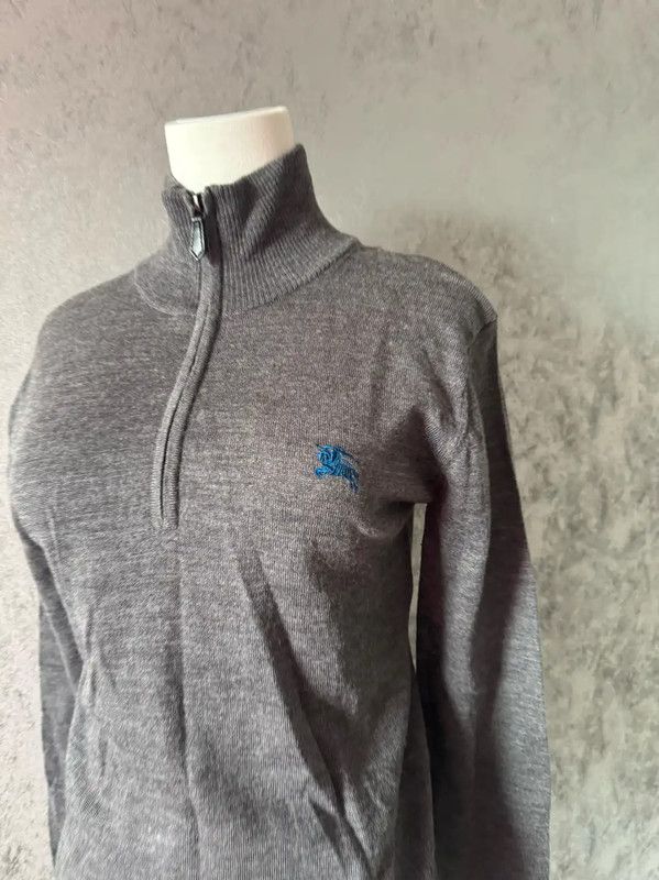 Burberry Burberry Gray Wool Long Sleeve Sweater Size M / US 6-8 / IT 42-44 - 2 Thumbnail