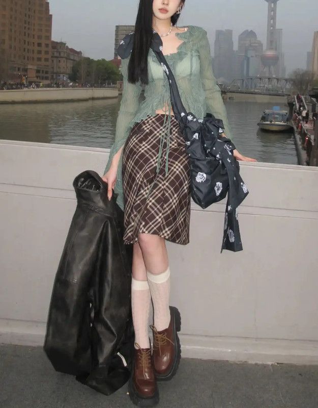 Burberry Burberry Brown Wool Midi Skirt Size 23" - 9 Thumbnail