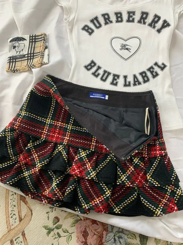 Burberry Burberry Red Cotton Skirt for Women Size 23" - 3 Thumbnail