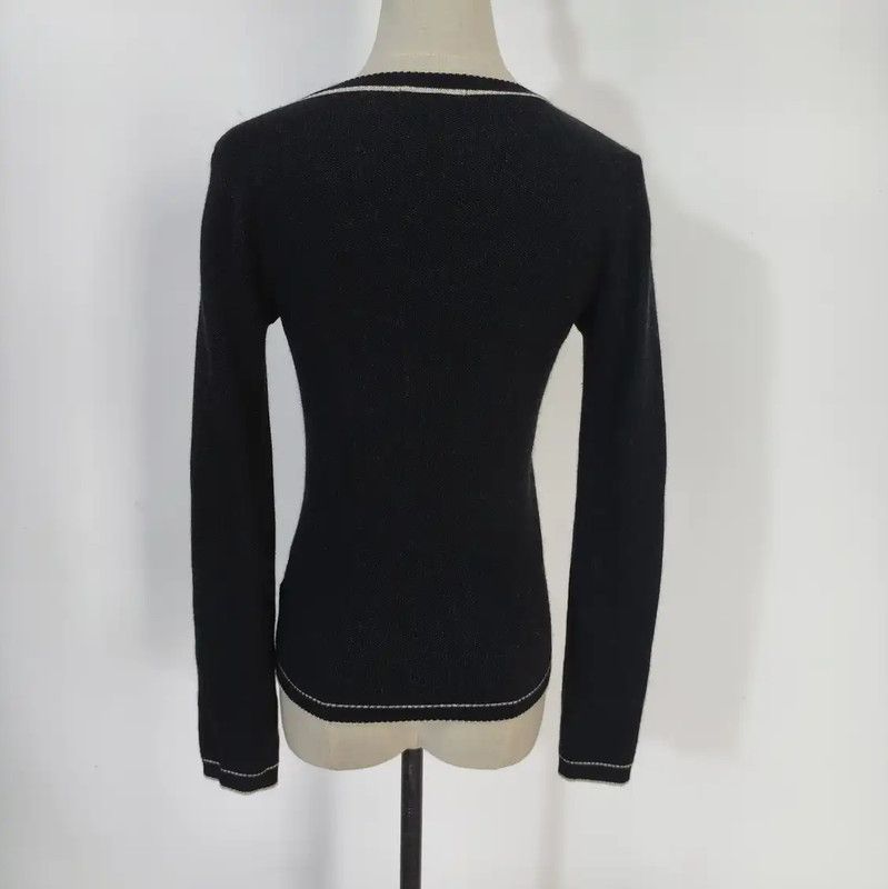 Burberry Burberry Black Wool Blend Cardigan for Women Size M / US 6-8 / IT 42-44 - 4 Thumbnail