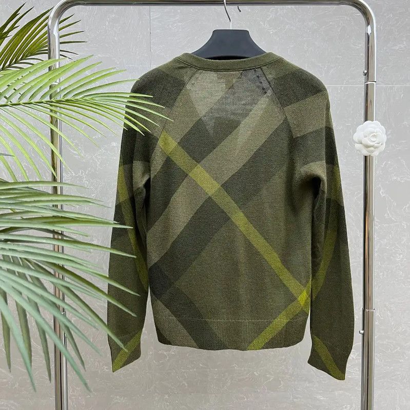 Burberry Burberry Military Green Cashmere Blend Cardigan Size S / US 4 / IT 40 - 2 Thumbnail