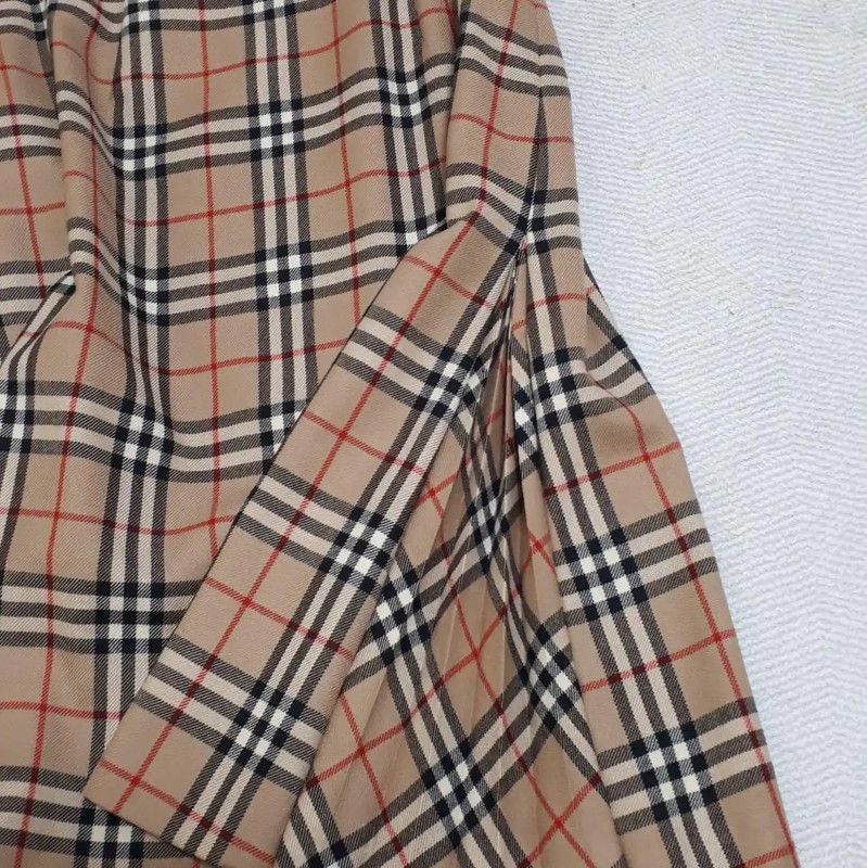 Burberry Burberry Khaki Wool Midi Skirt for Women Size 24" / US 00 / IT 34 - 10 Thumbnail