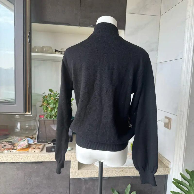 Burberry Burberry Black Wool Knit Long Sleeve Sweater Size M / US 6-8 / IT 42-44 - 3 Thumbnail