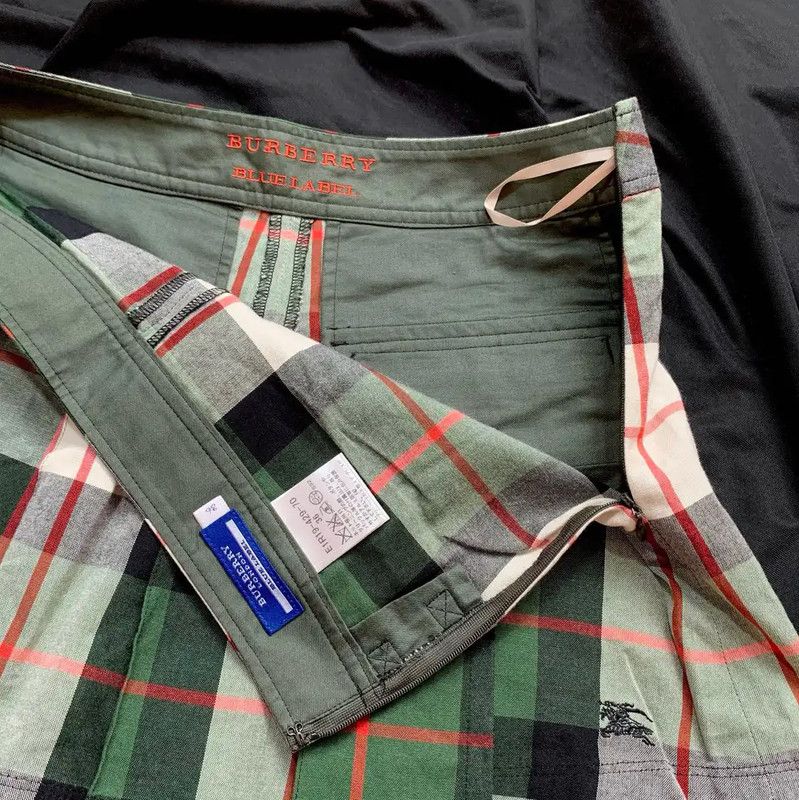 Burberry Burberry Green Plaid Women's Casual Short Pants Size 23" - 4 Thumbnail