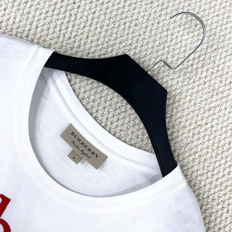 Burberry Burberry Spring White Cotton Embroidered T-Shirt Size M / US 6-8 / IT 42-44 - 2 Thumbnail