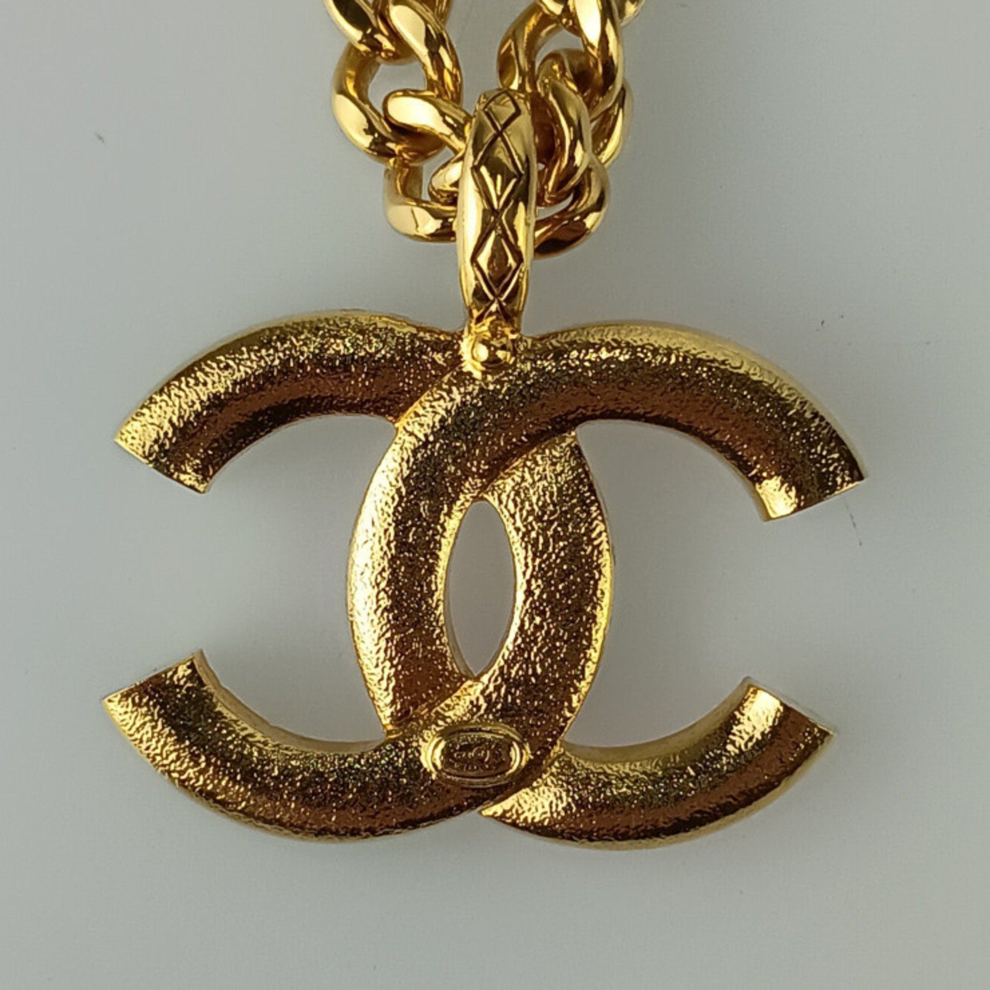 Chanel CHANEL Coco Mark Necklace - Gold and Pink Metal for Women Size ONE SIZE - 4 Thumbnail
