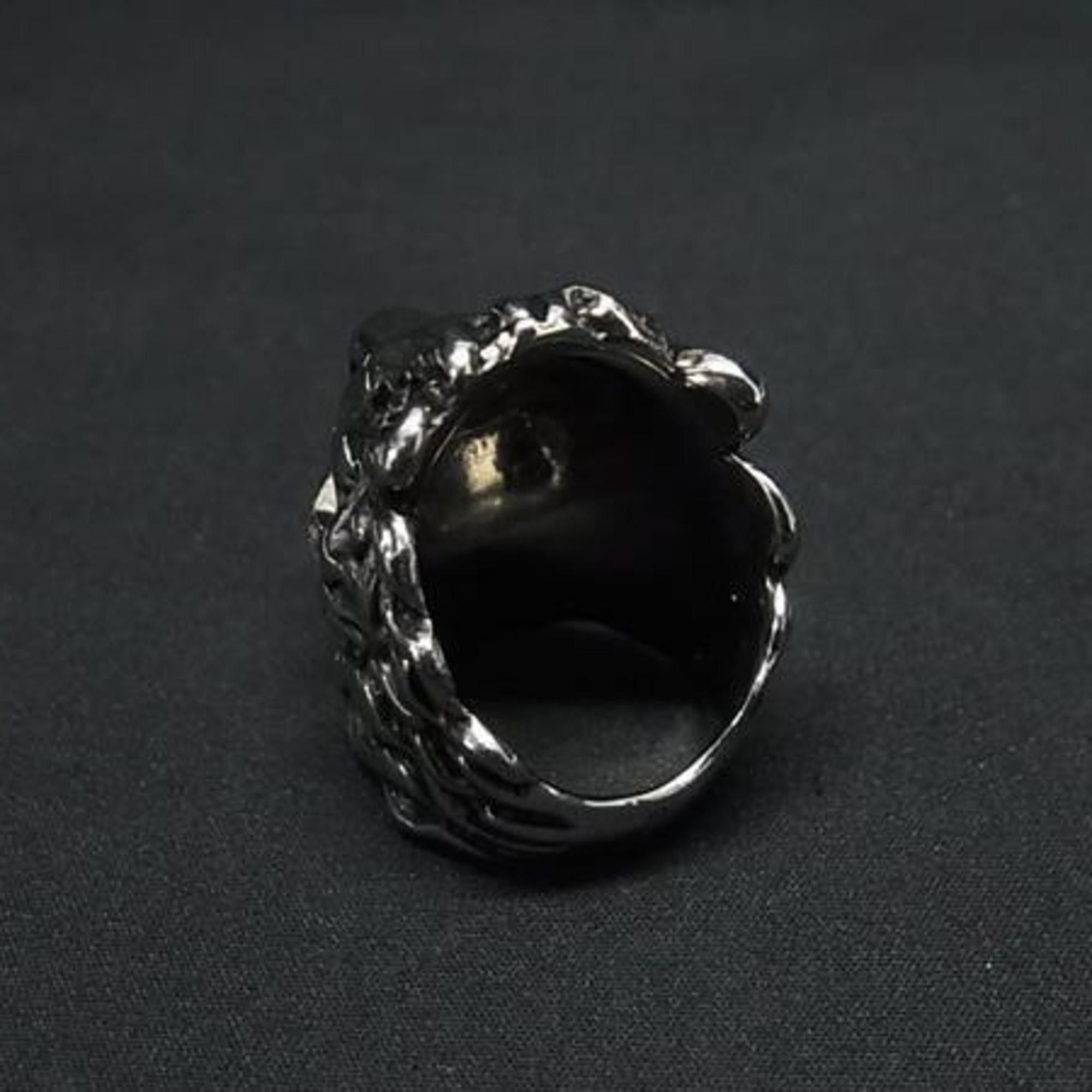 Gucci GUCCI Lion Head Ring - Silver and Pink Metal with Rhinestones for Women Size ONE SIZE - 3 Thumbnail