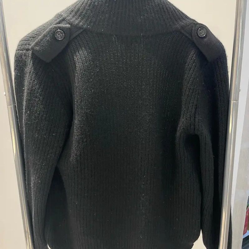 Burberry Burberry Black Cashmere Long Sleeve Knit Sweater Size S / US 4 / IT 40 - 2 Thumbnail