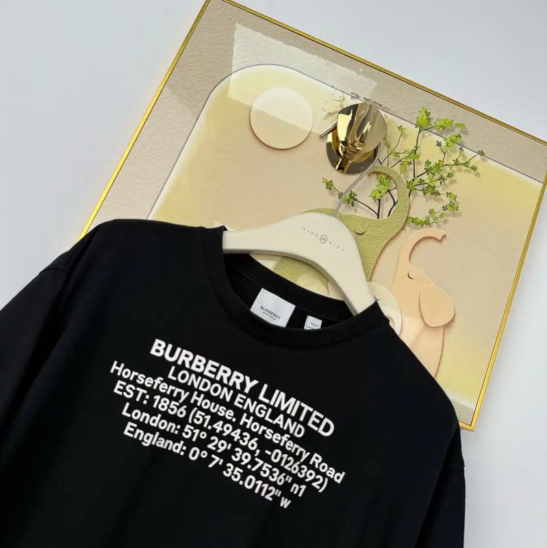 Burberry Burberry Black Cotton Lettered Short Sleeve T-Shirt Size S / US 4 / IT 40 - 3 Thumbnail