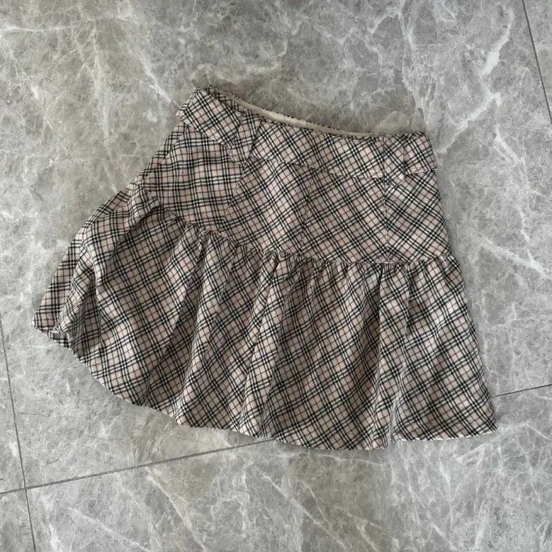 Burberry Burberry Women’s Khaki Cotton Mini Skirt Size 23" - 5 Thumbnail