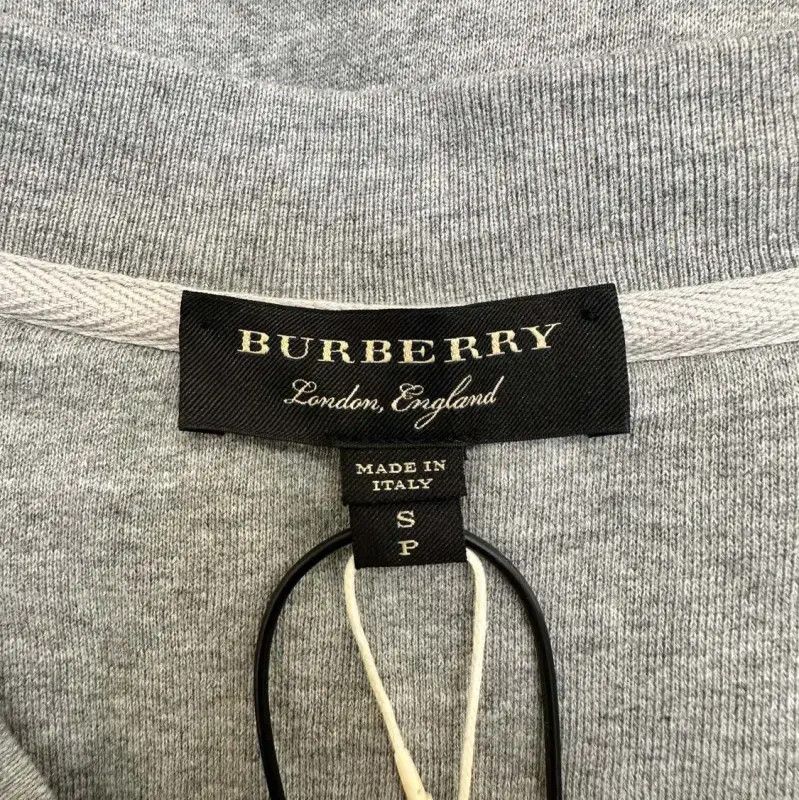Burberry Burberry Gray Striped Cropped Sweatshirt for Women Size S / US 4 / IT 40 - 7 Thumbnail