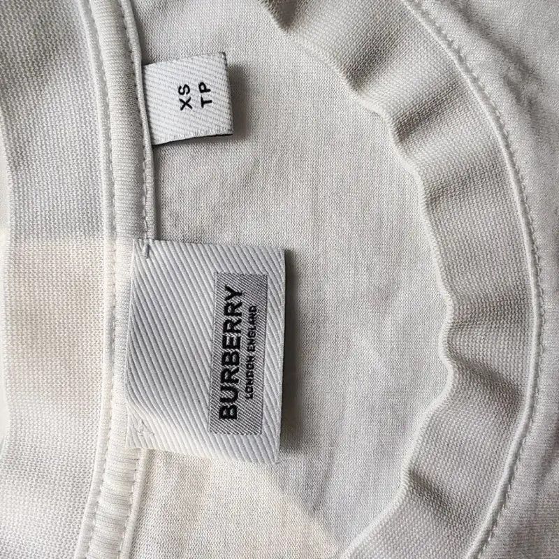 Burberry Burberry White Cotton Women's T-Shirt XS Size XS / US 0-2 / IT 36-38 - 3 Thumbnail