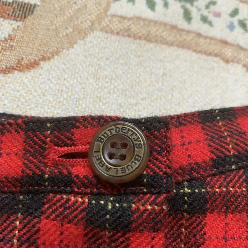 Burberry Burberry Red Wool Women's Skirt Size 26" / US 2 / IT 38 - 2 Thumbnail