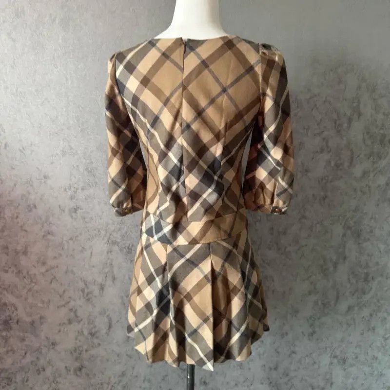 Burberry Burberry Color-Block Wool Short Dress for Women Size S / US 4 / IT 40 - 6 Thumbnail