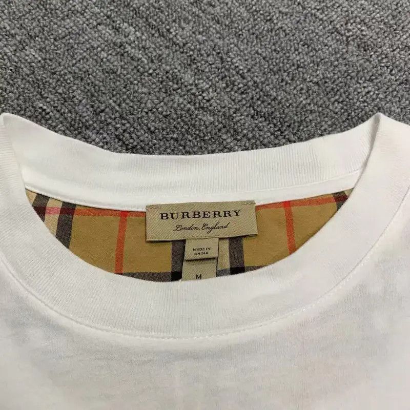 Burberry Burberry White Cotton T-Shirt with Classic Check Sleeves Size M / US 6-8 / IT 42-44 - 3 Thumbnail