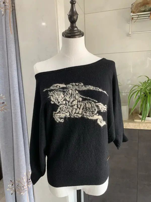 Burberry Burberry Black Wool Crew Neck Women's Knit Sweater Size M / US 6-8 / IT 42-44 - 3 Thumbnail