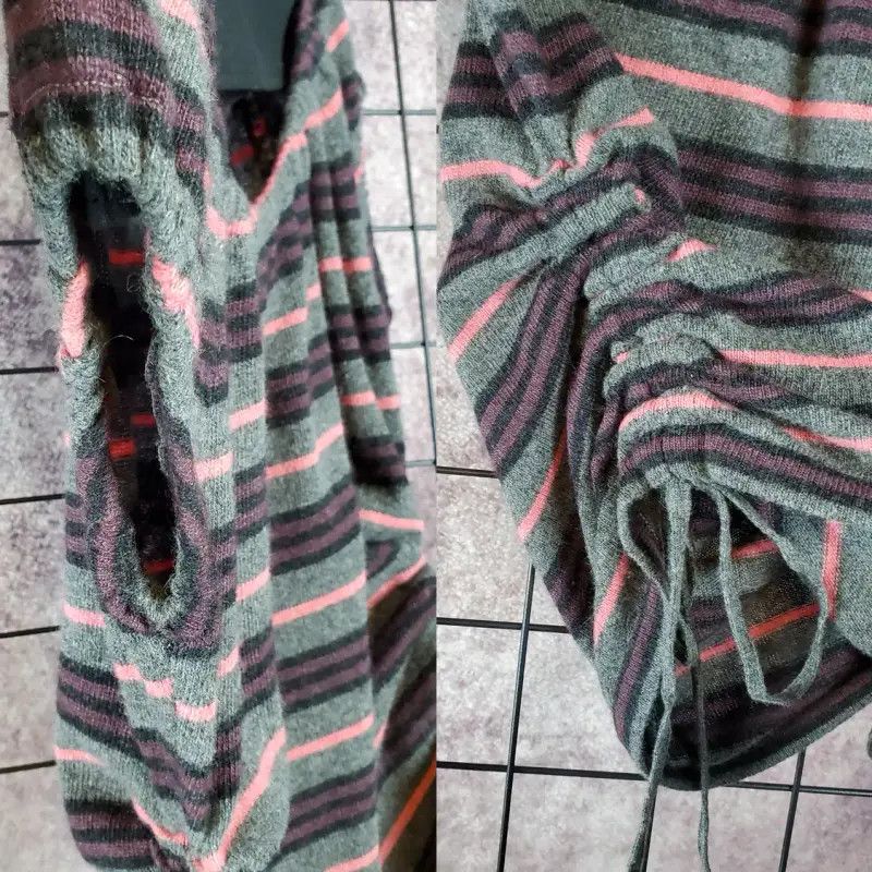 Burberry Burberry Women's Striped Cashmere Blend Knit Top Size M / US 6-8 / IT 42-44 - 9 Thumbnail