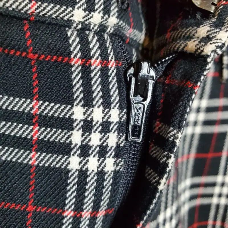 Burberry Burberry Black Checkered Cotton Blend Casual Pants Size 23" - 7 Thumbnail