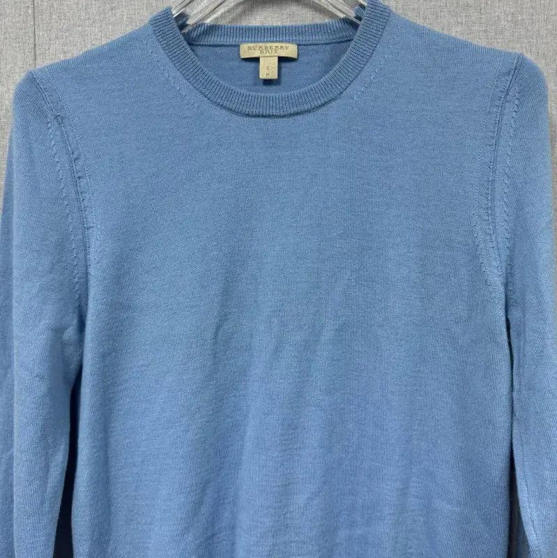 Burberry Burberry Light Blue Women's Wool Knit Sweater Size S / US 4 / IT 40 - 3 Thumbnail