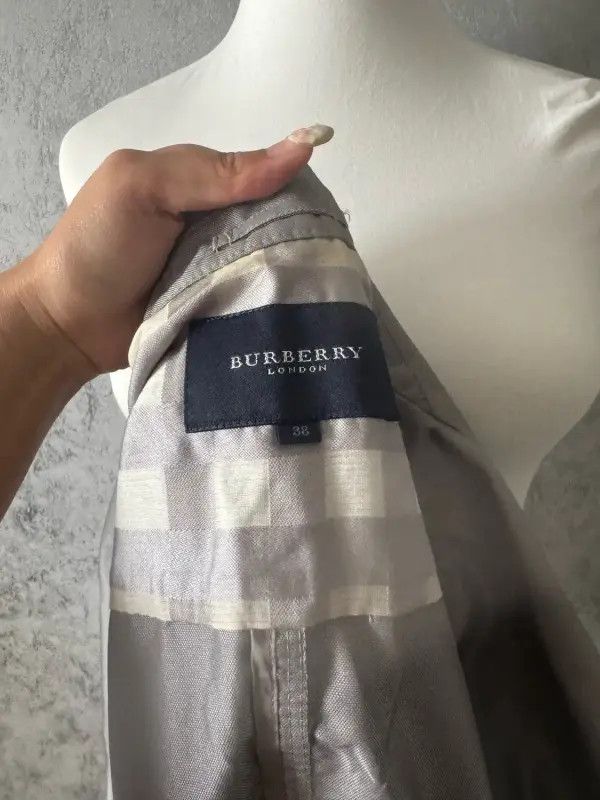 Burberry Burberry Silver Short Fitted Women's Jacket Size M / US 6-8 / IT 42-44 - 7 Thumbnail