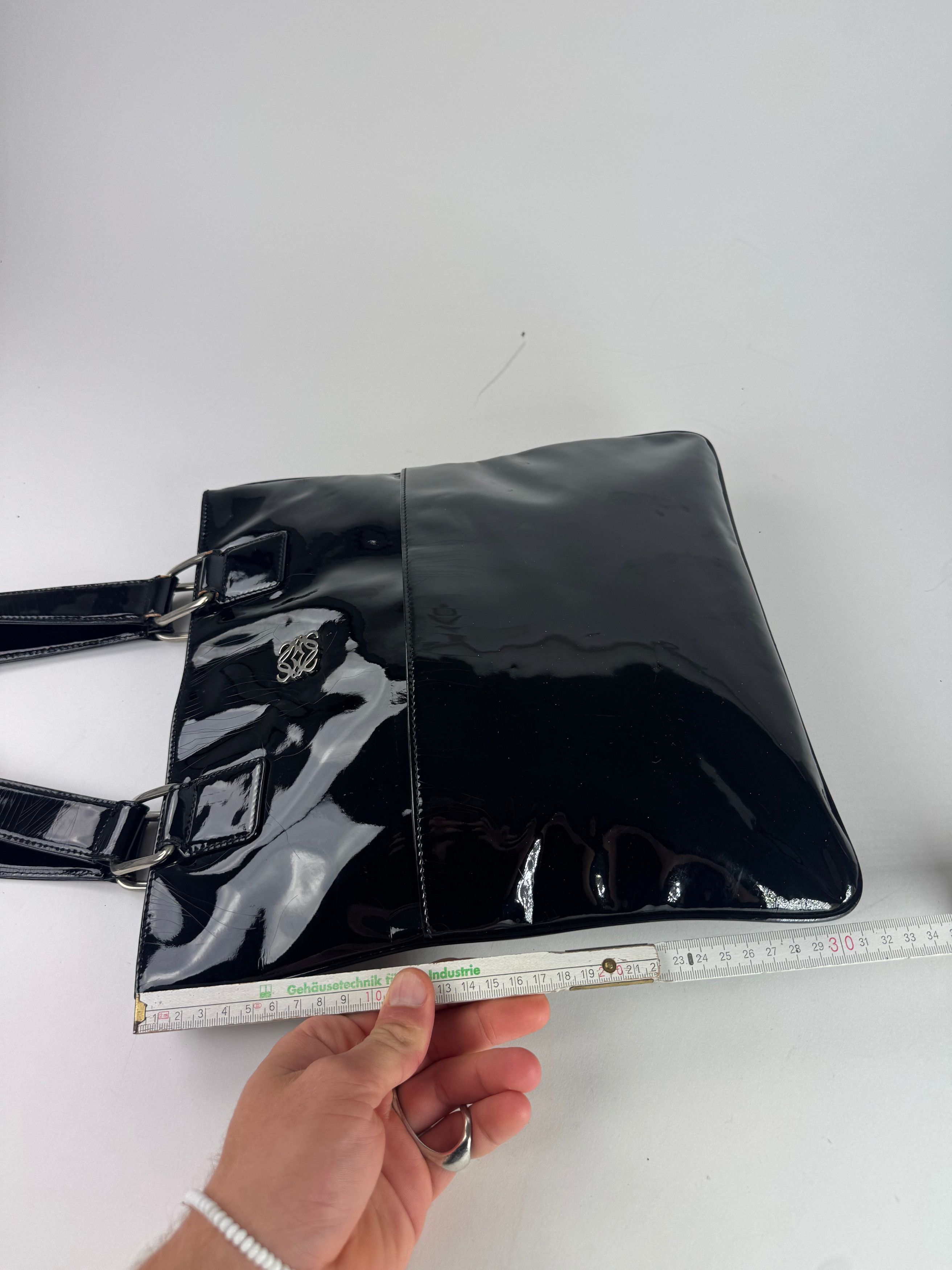 Loewe Vintage Patent Leather Madrid Bag black Size ONE SIZE - 10 Thumbnail