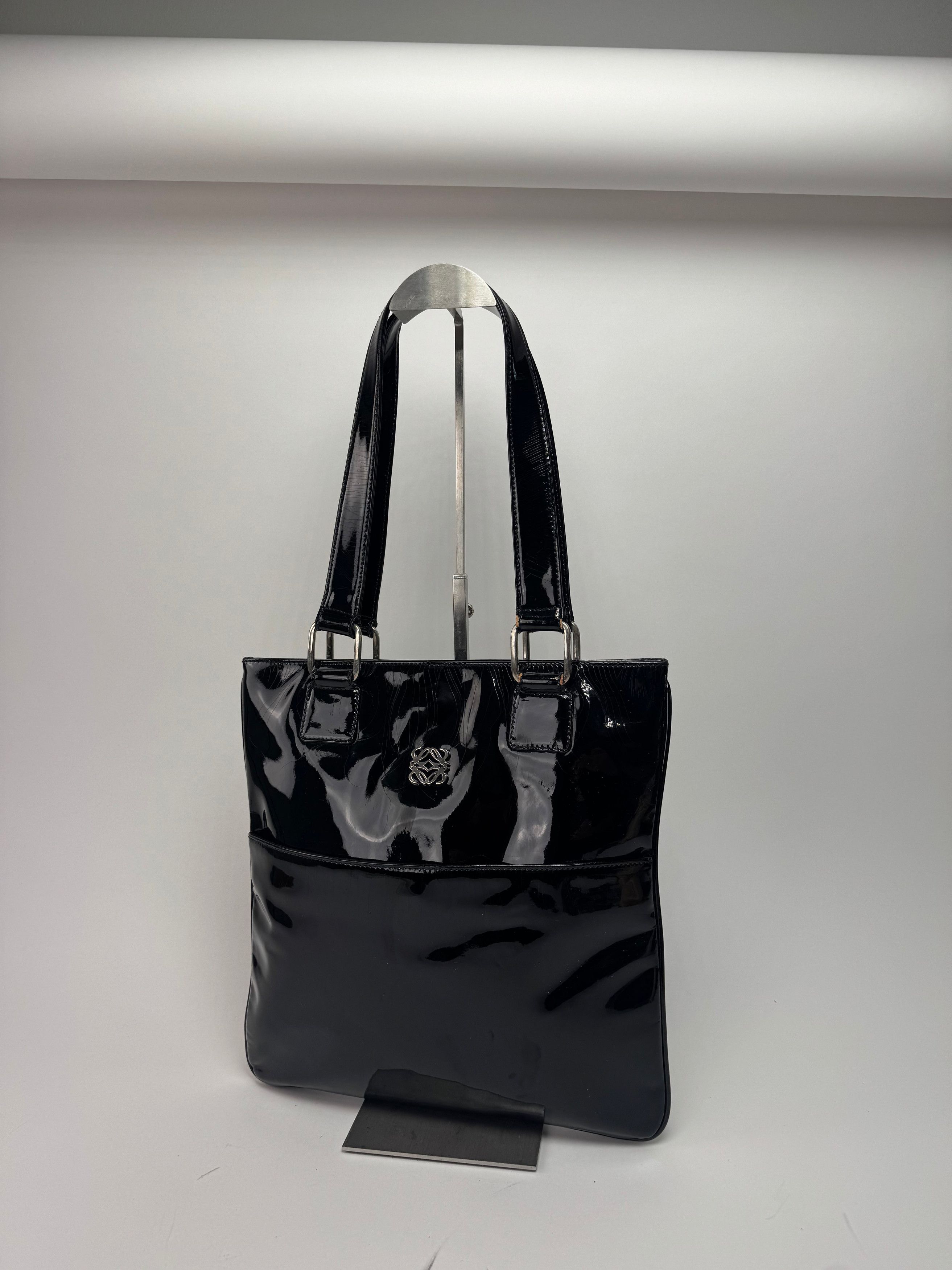 Loewe Vintage Patent Leather Madrid Bag black Size ONE SIZE - 2 Thumbnail