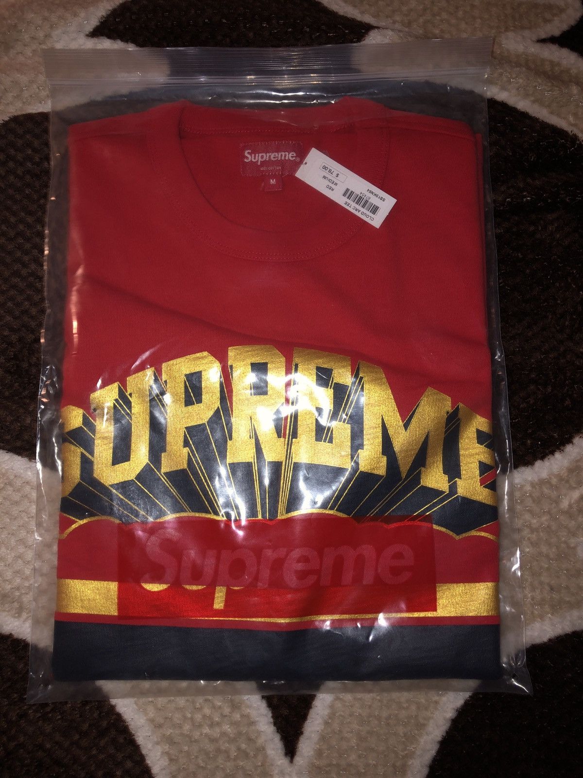 Cloud arc tee supreme sales